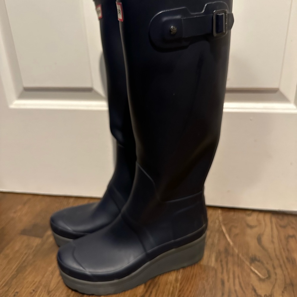 Hunter tall platform boots